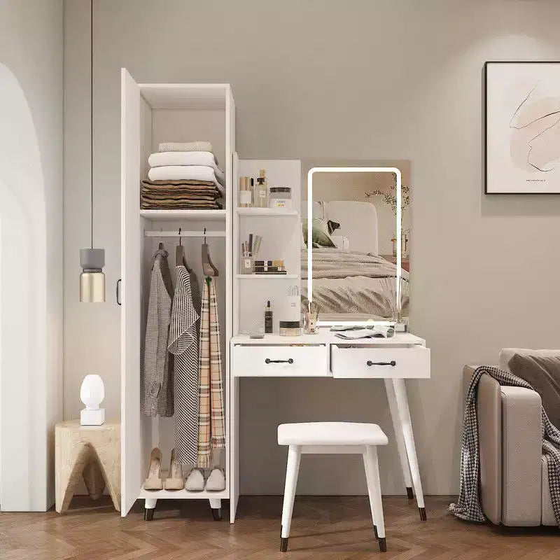 Ensemble coiffeuse blanche et armoire penderie étroite