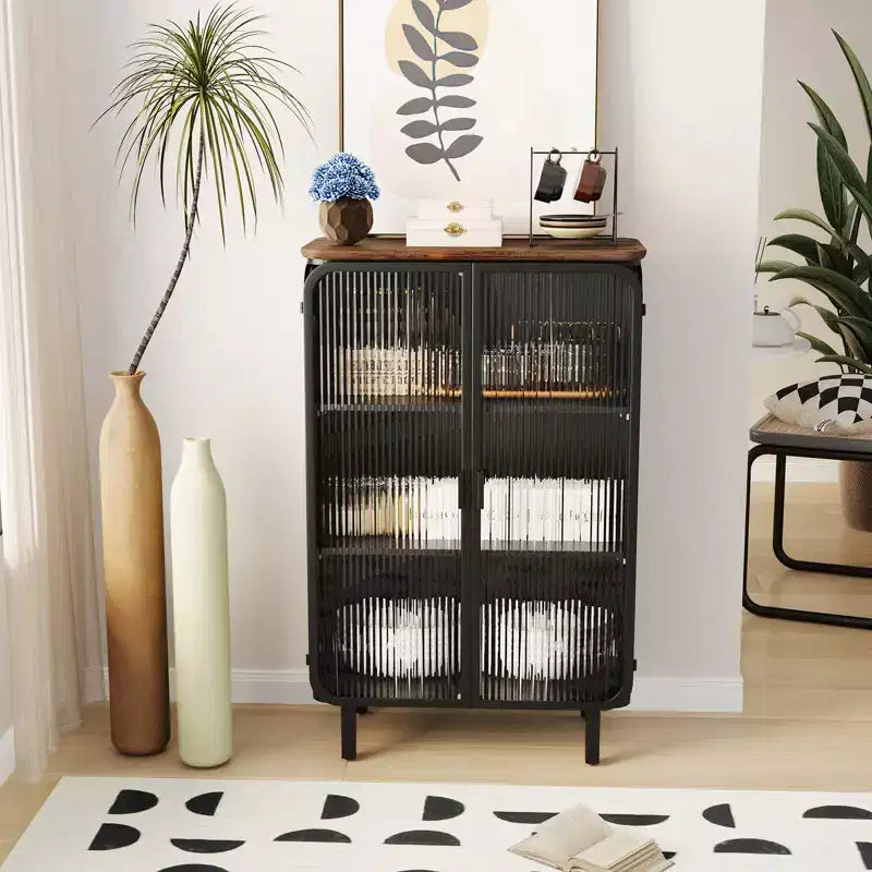 Meuble bas moderne à deux portes vitrées doté de