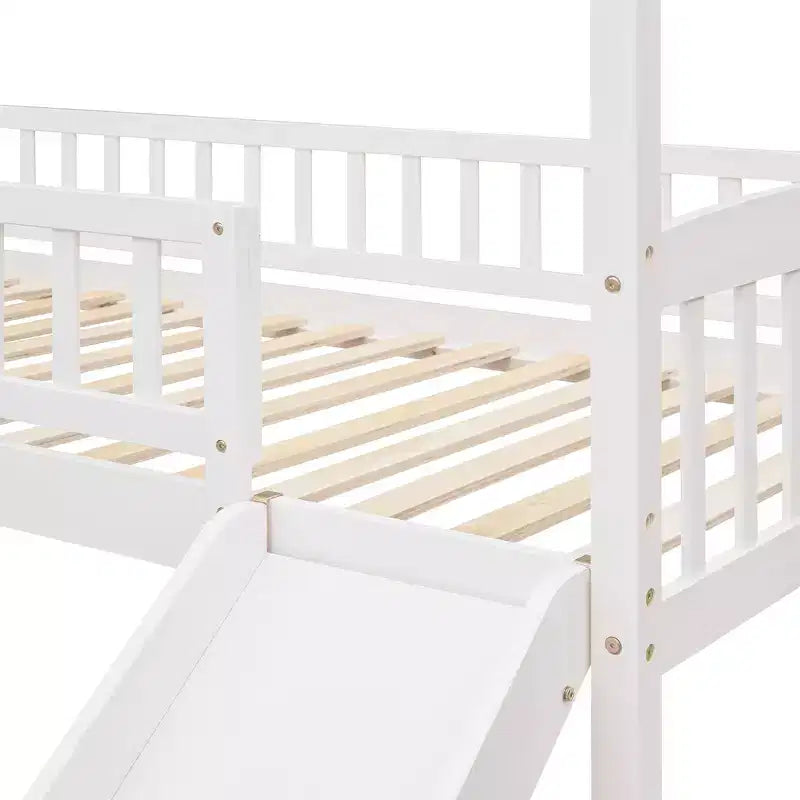 Lit mezzanine double cabane avec toboggan, structure de lit mezzanine en bois avec échelle et toit