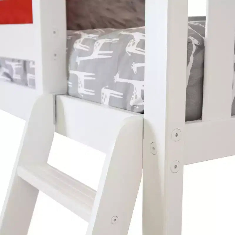 Lit superposé en bois massif en L, simple sur double avec bibliothèque pour enfants