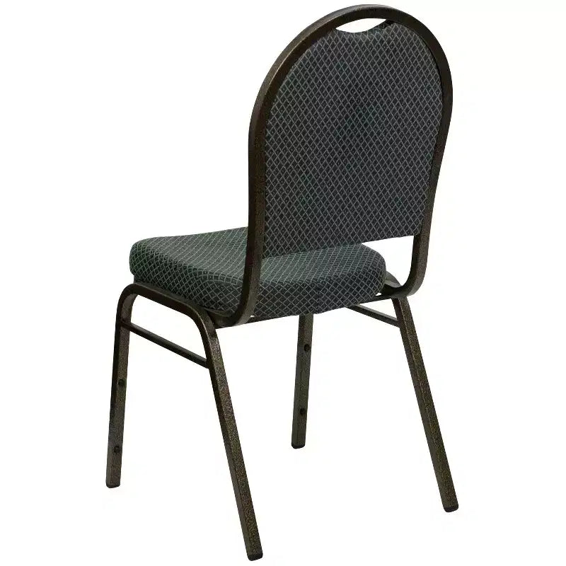 Chaise de banquet empilable à dossier dôme